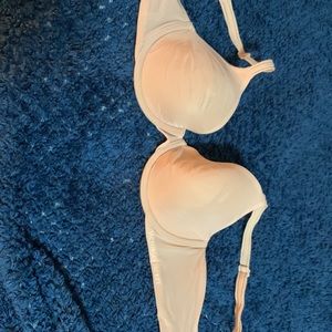 Victoria’s Secret NWOT 34B